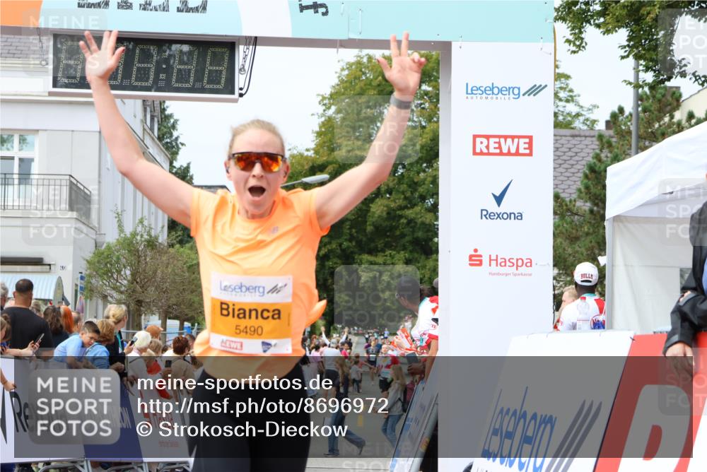 31.08.2025 - 21. Blankeneser Heldenlauf Strokosch-Dieckow http://msf.ph/oto/8696972 31.08.2025 12:19:32 Ziel 5088, 5490 meine-sportfotos.de
