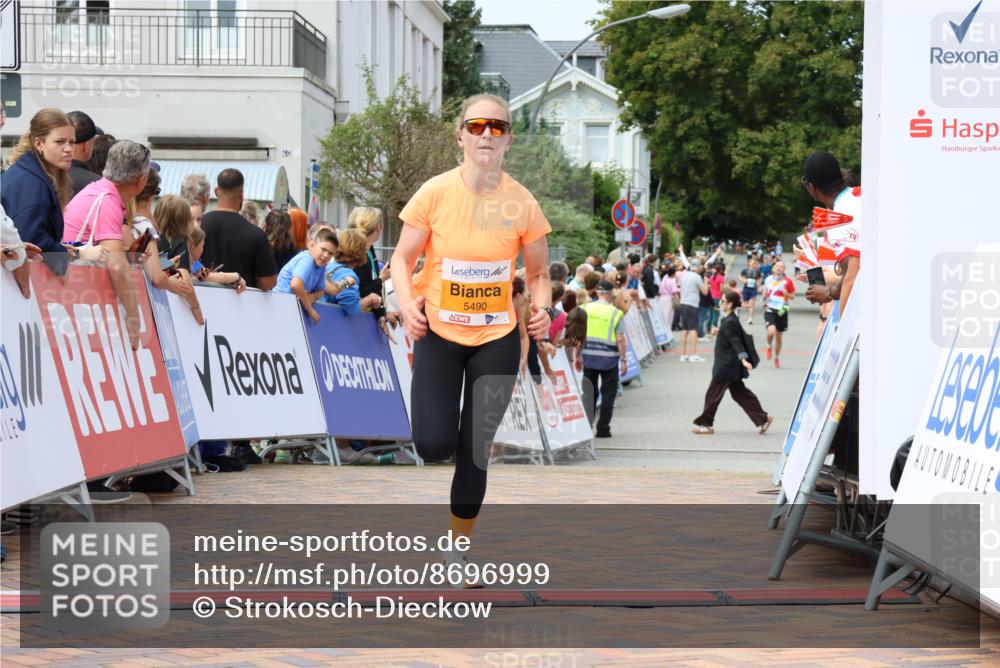 31.08.2025 - 21. Blankeneser Heldenlauf Strokosch-Dieckow http://msf.ph/oto/8696999 31.08.2025 12:19:31 Ziel 5088, 5490 meine-sportfotos.de