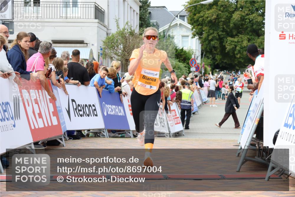 31.08.2025 - 21. Blankeneser Heldenlauf Strokosch-Dieckow http://msf.ph/oto/8697004 31.08.2025 12:19:31 Ziel 5088, 5490 meine-sportfotos.de