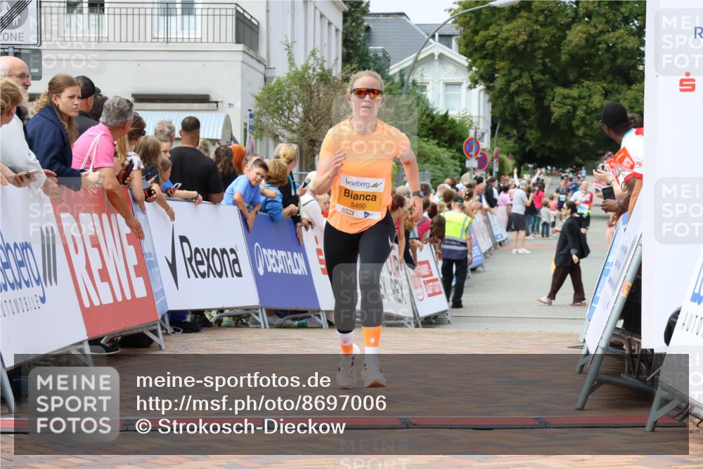 31.08.2025 - 21. Blankeneser Heldenlauf Strokosch-Dieckow http://msf.ph/oto/8697006 31.08.2025 12:19:31 Ziel 5088, 5490 meine-sportfotos.de