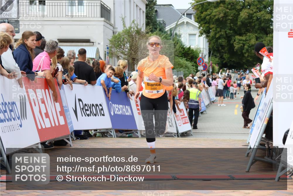 31.08.2025 - 21. Blankeneser Heldenlauf Strokosch-Dieckow http://msf.ph/oto/8697011 31.08.2025 12:19:31 Ziel 5088, 5490 meine-sportfotos.de