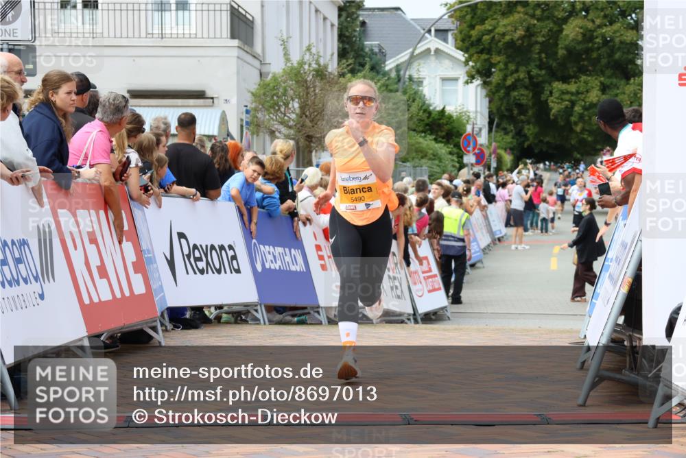 31.08.2025 - 21. Blankeneser Heldenlauf Strokosch-Dieckow http://msf.ph/oto/8697013 31.08.2025 12:19:31 Ziel 5088, 5490 meine-sportfotos.de
