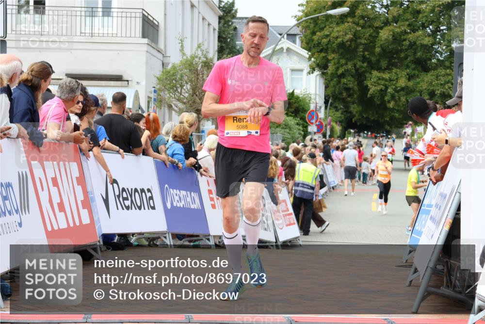 31.08.2025 - 21. Blankeneser Heldenlauf Strokosch-Dieckow http://msf.ph/oto/8697023 31.08.2025 12:19:24 Ziel 5088, 4335 meine-sportfotos.de