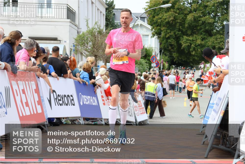 31.08.2025 - 21. Blankeneser Heldenlauf Strokosch-Dieckow http://msf.ph/oto/8697032 31.08.2025 12:19:24 Ziel 5088, 4335 meine-sportfotos.de