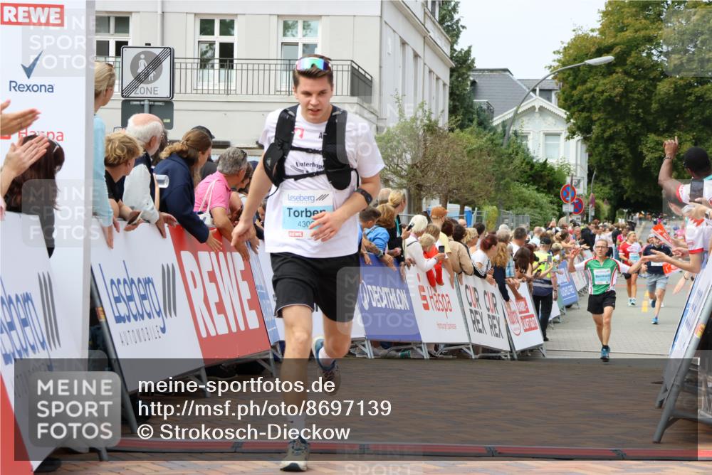 31.08.2025 - 21. Blankeneser Heldenlauf Strokosch-Dieckow http://msf.ph/oto/8697139 31.08.2025 12:19:06 Ziel 5553, 4303 meine-sportfotos.de