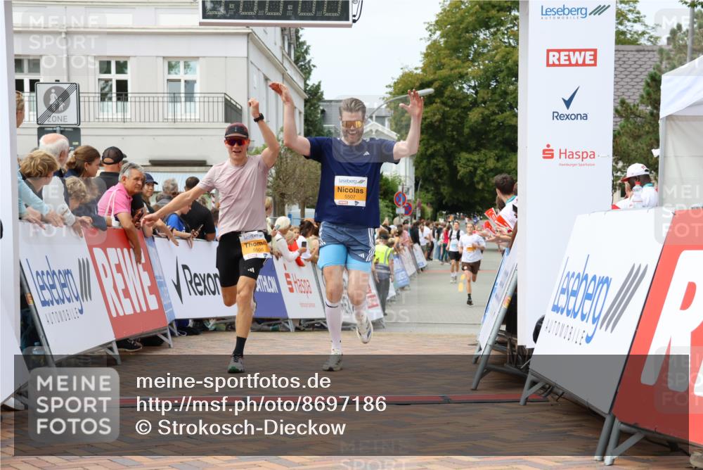 31.08.2025 - 21. Blankeneser Heldenlauf Strokosch-Dieckow http://msf.ph/oto/8697186 31.08.2025 12:18:54 Ziel 5507, 5506 meine-sportfotos.de