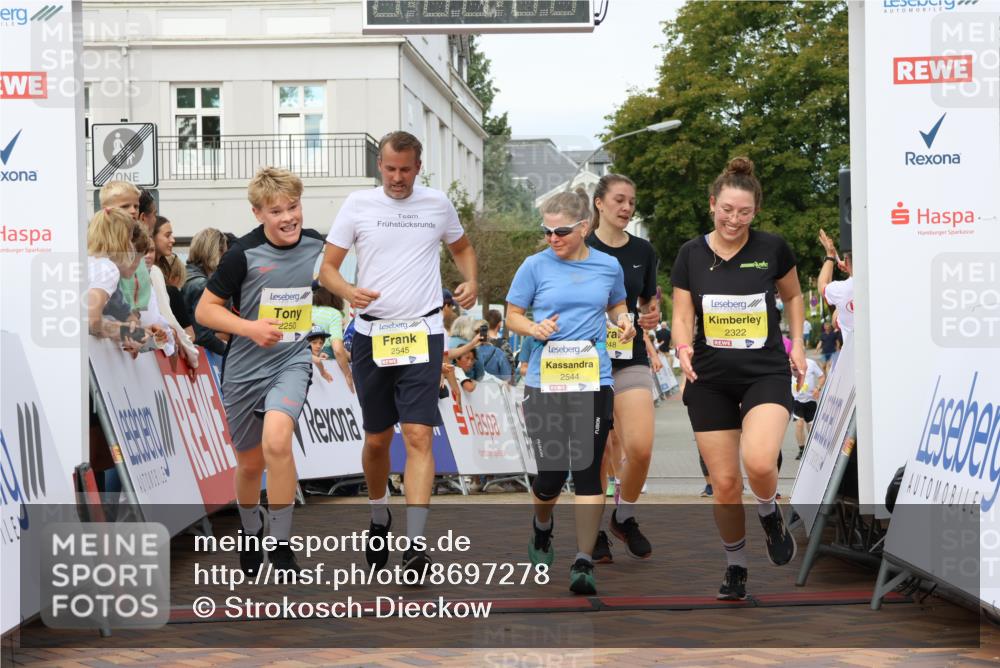31.08.2025 - 21. Blankeneser Heldenlauf Strokosch-Dieckow http://msf.ph/oto/8697278 31.08.2025 10:29:45 Ziel 2491, 2683, 2322, 2248, 2250, 2578, 2423, 2422, 2705, 2426, 2455, 2545, 2544, 2514, 2532, 2334 meine-sportfotos.de
