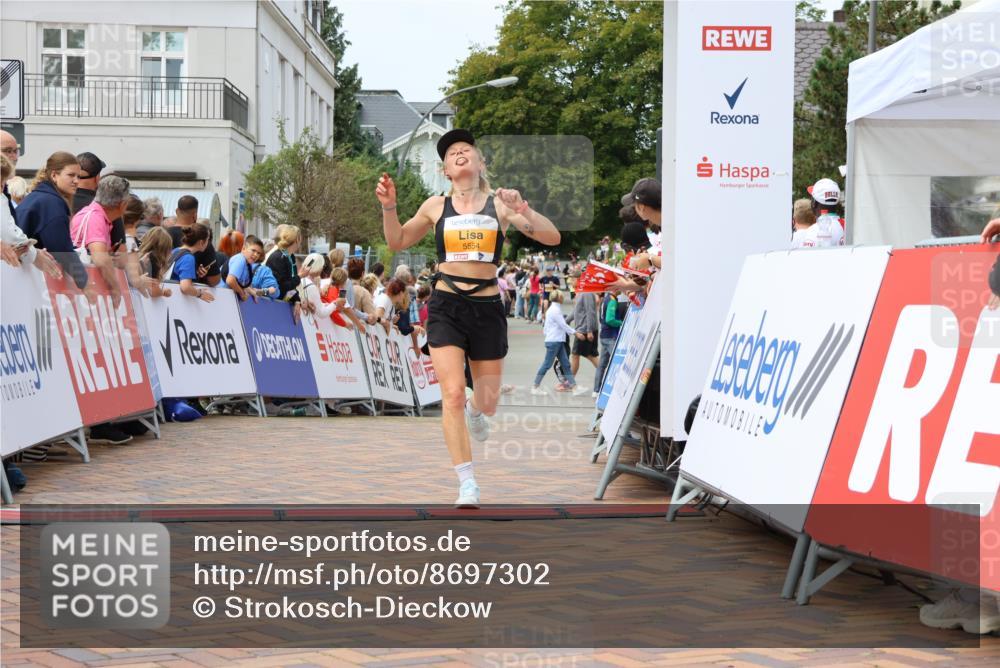 31.08.2025 - 21. Blankeneser Heldenlauf Strokosch-Dieckow http://msf.ph/oto/8697302 31.08.2025 12:18:26 Ziel 5670, 5554 meine-sportfotos.de