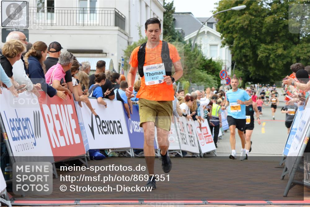 31.08.2025 - 21. Blankeneser Heldenlauf Strokosch-Dieckow http://msf.ph/oto/8697351 31.08.2025 12:18:13 Ziel 5827, 5402, 4137, 4243 meine-sportfotos.de