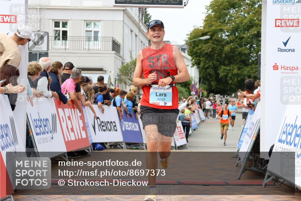 31.08.2025 - 21. Blankeneser Heldenlauf Strokosch-Dieckow http://msf.ph/oto/8697373 31.08.2025 12:18:06 Ziel 5796, 4177, 4113, 4243 meine-sportfotos.de