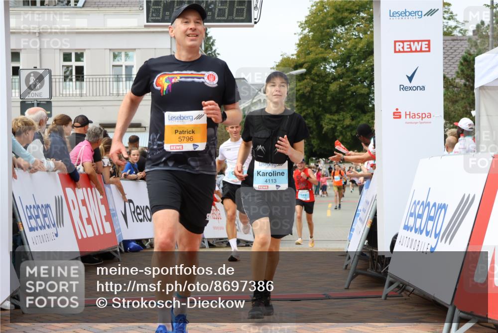 31.08.2025 - 21. Blankeneser Heldenlauf Strokosch-Dieckow http://msf.ph/oto/8697386 31.08.2025 12:18:02 Ziel 5796, 5082, 4177, 4113, 4243 meine-sportfotos.de