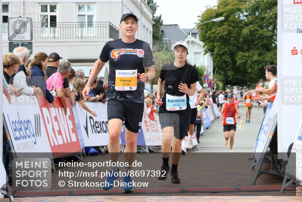 31.08.2025 - 21. Blankeneser Heldenlauf Strokosch-Dieckow http://msf.ph/oto/8697392 31.08.2025 12:18:02 Ziel 5796, 5082, 4177, 4113, 4243 meine-sportfotos.de