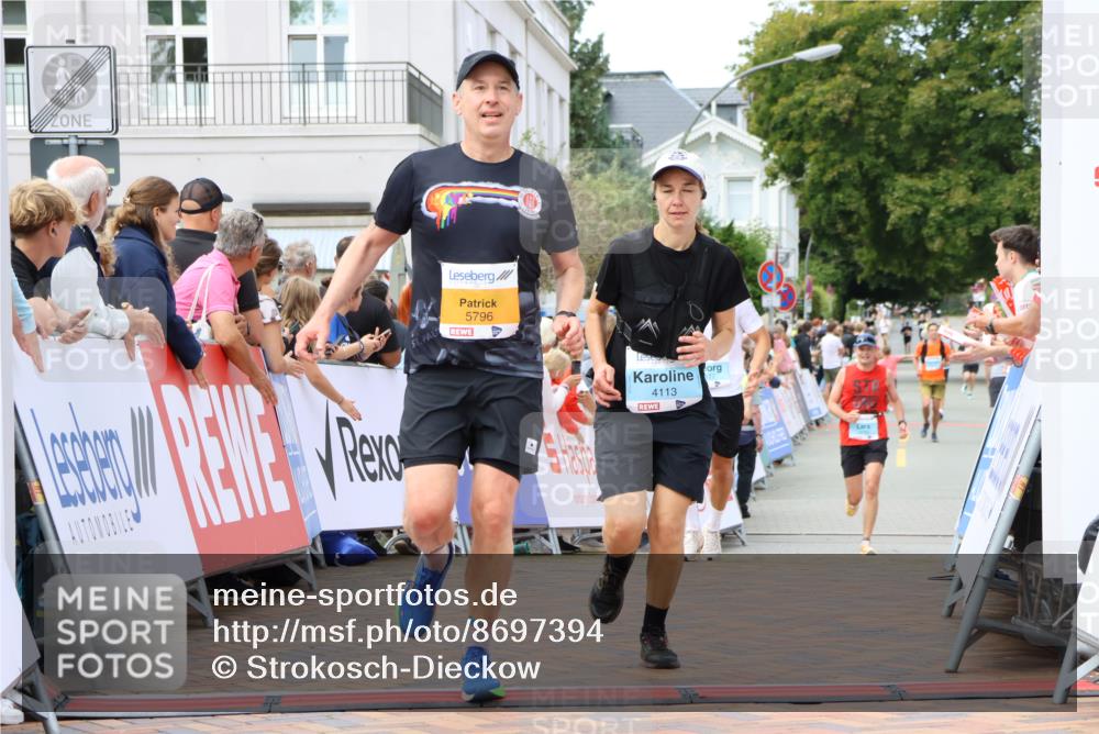 31.08.2025 - 21. Blankeneser Heldenlauf Strokosch-Dieckow http://msf.ph/oto/8697394 31.08.2025 12:18:01 Ziel 5796, 5082, 4177, 4113, 4243 meine-sportfotos.de