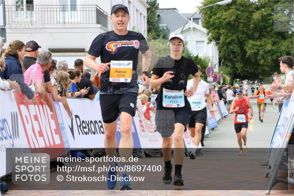 31.08.2025 - 21. Blankeneser Heldenlauf Strokosch-Dieckow http://msf.ph/oto/8697400 31.08.2025 12:18:01 Ziel 5796, 5082, 4177, 4113, 4243 meine-sportfotos.de