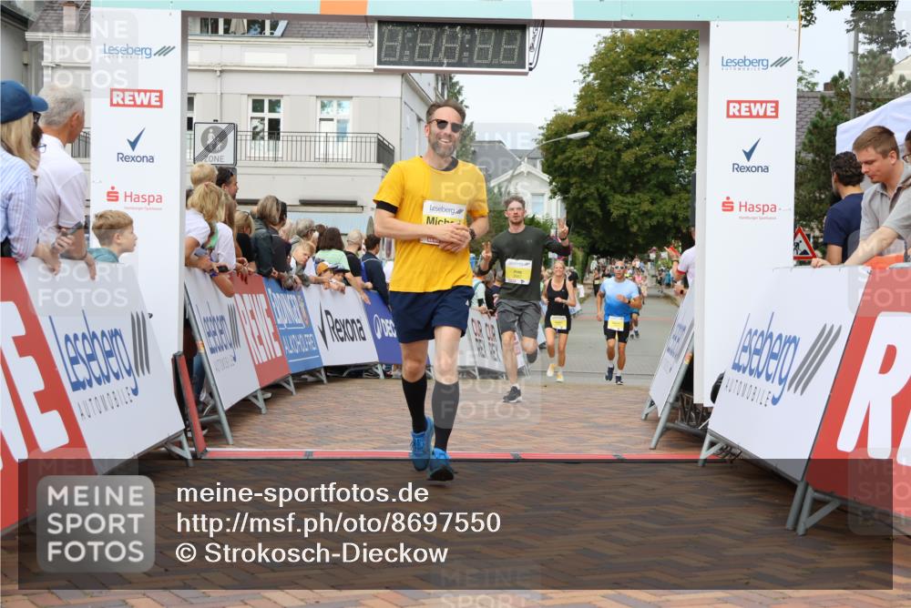 31.08.2025 - 21. Blankeneser Heldenlauf Strokosch-Dieckow http://msf.ph/oto/8697550 31.08.2025 10:28:38 Ziel 2173, 2727, 2697, 2700, 2351, 2687 meine-sportfotos.de
