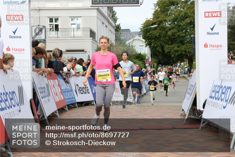 31.08.2025 - 21. Blankeneser Heldenlauf Strokosch-Dieckow http://msf.ph/oto/8697727 31.08.2025 10:27:58 Ziel 2577, 2775, 2112, 2068, 2741, 2345, 2344, 2343, 2659, 2197 meine-sportfotos.de