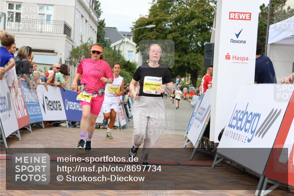 31.08.2025 - 21. Blankeneser Heldenlauf Strokosch-Dieckow http://msf.ph/oto/8697734 31.08.2025 10:33:03 Ziel 2104, 2129, 2130, 2128, 2122, 2337, 2695, 2694, 2464, 2658 meine-sportfotos.de