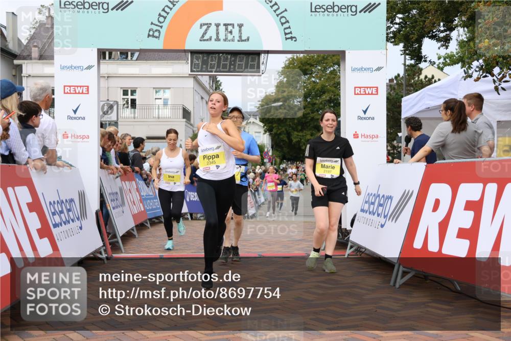 31.08.2025 - 21. Blankeneser Heldenlauf Strokosch-Dieckow http://msf.ph/oto/8697754 31.08.2025 10:27:54 Ziel 2577, 2775, 2425, 2345, 2344, 2343, 2402, 2197 meine-sportfotos.de