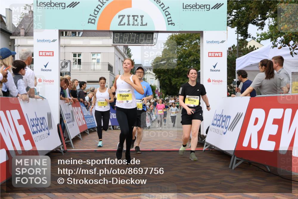 31.08.2025 - 21. Blankeneser Heldenlauf Strokosch-Dieckow http://msf.ph/oto/8697756 31.08.2025 10:27:54 Ziel 2577, 2775, 2425, 2345, 2344, 2343, 2402, 2197 meine-sportfotos.de