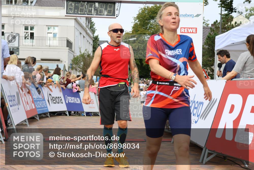 31.08.2025 - 21. Blankeneser Heldenlauf Strokosch-Dieckow http://msf.ph/oto/8698034 31.08.2025 10:26:15 Ziel 2162, 2046, 2252, 2671, 2564, 2447, 2467 meine-sportfotos.de