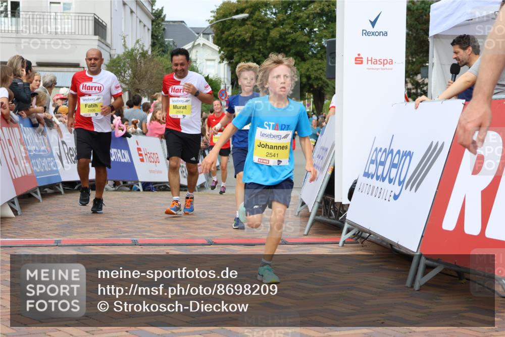 31.08.2025 - 21. Blankeneser Heldenlauf Strokosch-Dieckow http://msf.ph/oto/8698209 31.08.2025 10:25:26 Ziel 2541, 2636, 2363, 2367, 2505, 2504 meine-sportfotos.de