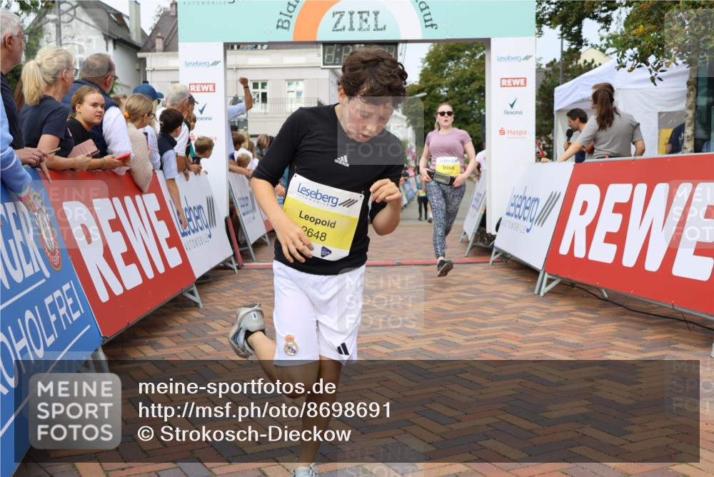 31.08.2025 - 21. Blankeneser Heldenlauf Strokosch-Dieckow http://msf.ph/oto/8698691 31.08.2025 10:26:41 Ziel 2022, 2706, 2057, 2013, 2648, 2688, 2007, 2487, 2354, 2296 meine-sportfotos.de