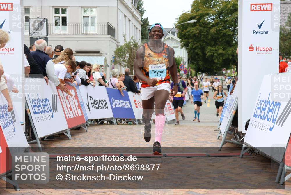 31.08.2025 - 21. Blankeneser Heldenlauf Strokosch-Dieckow http://msf.ph/oto/8698877 31.08.2025 12:48:35 Ziel 5417, 4318 meine-sportfotos.de