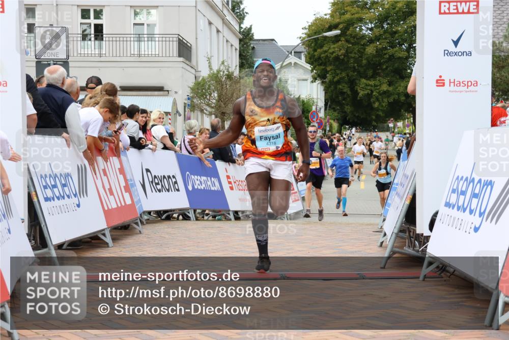 31.08.2025 - 21. Blankeneser Heldenlauf Strokosch-Dieckow http://msf.ph/oto/8698880 31.08.2025 12:48:34 Ziel 4318 meine-sportfotos.de