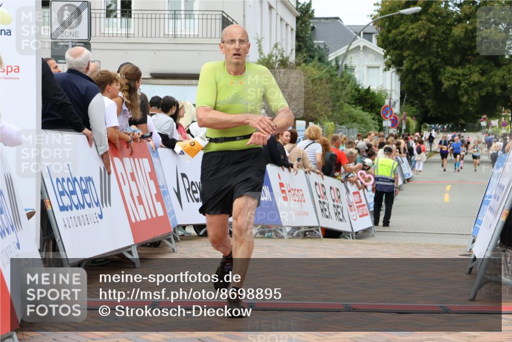 31.08.2025 - 21. Blankeneser Heldenlauf Strokosch-Dieckow http://msf.ph/oto/8698895 31.08.2025 12:48:21 Ziel 5335, 5489 meine-sportfotos.de