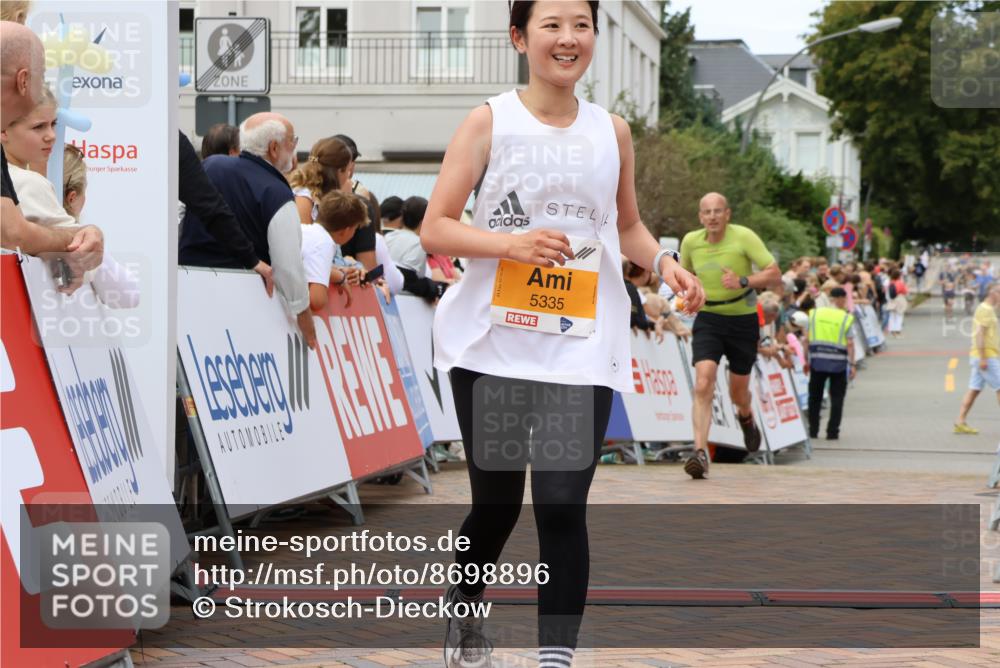 31.08.2025 - 21. Blankeneser Heldenlauf Strokosch-Dieckow http://msf.ph/oto/8698896 31.08.2025 12:48:18 Ziel 5335, 5489 meine-sportfotos.de