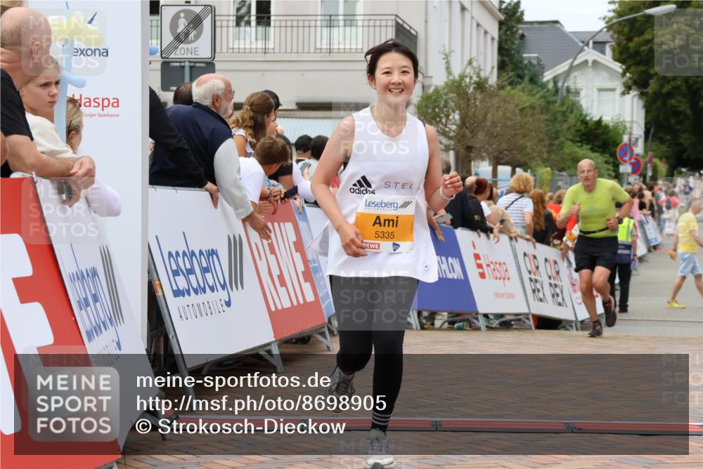 31.08.2025 - 21. Blankeneser Heldenlauf Strokosch-Dieckow http://msf.ph/oto/8698905 31.08.2025 12:48:18 Ziel 5335, 5489 meine-sportfotos.de