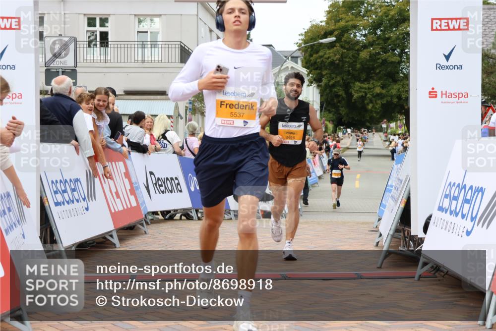 31.08.2025 - 21. Blankeneser Heldenlauf Strokosch-Dieckow http://msf.ph/oto/8698918 31.08.2025 12:47:53 Ziel 5816, 5537 meine-sportfotos.de