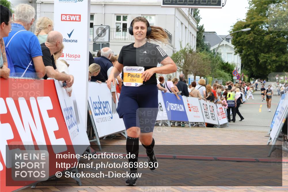 31.08.2025 - 21. Blankeneser Heldenlauf Strokosch-Dieckow http://msf.ph/oto/8698930 31.08.2025 12:47:41 Ziel 5590, 5364 meine-sportfotos.de