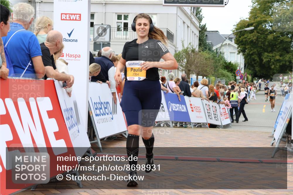 31.08.2025 - 21. Blankeneser Heldenlauf Strokosch-Dieckow http://msf.ph/oto/8698931 31.08.2025 12:47:41 Ziel 5590, 5364 meine-sportfotos.de