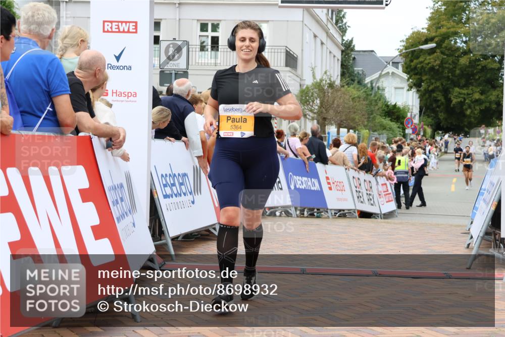 31.08.2025 - 21. Blankeneser Heldenlauf Strokosch-Dieckow http://msf.ph/oto/8698932 31.08.2025 12:47:41 Ziel 5590, 5364 meine-sportfotos.de