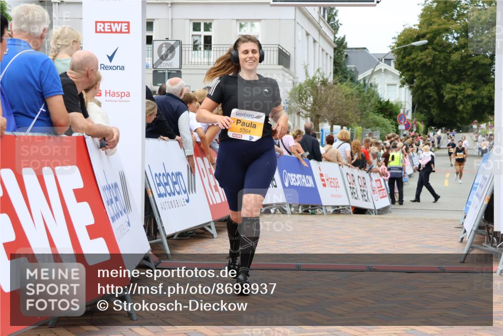 31.08.2025 - 21. Blankeneser Heldenlauf Strokosch-Dieckow http://msf.ph/oto/8698937 31.08.2025 12:47:41 Ziel 5590, 5364 meine-sportfotos.de