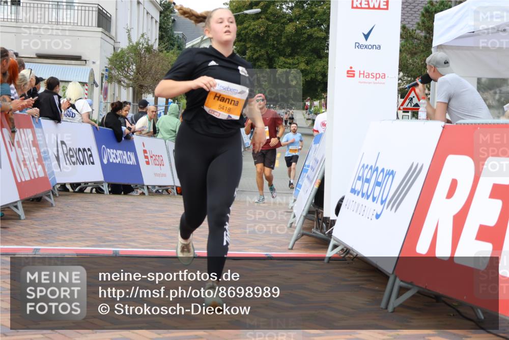 31.08.2025 - 21. Blankeneser Heldenlauf Strokosch-Dieckow http://msf.ph/oto/8698989 31.08.2025 12:59:12 Ziel 5782, 5640, 5418 meine-sportfotos.de