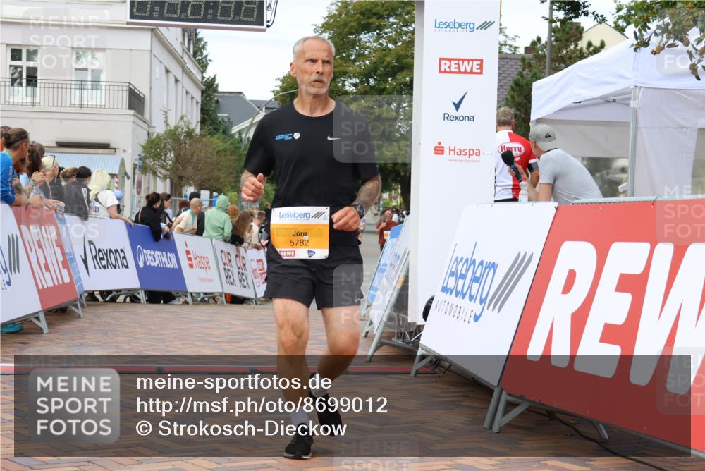 31.08.2025 - 21. Blankeneser Heldenlauf Strokosch-Dieckow http://msf.ph/oto/8699012 31.08.2025 12:59:06 Ziel 5782, 5447 meine-sportfotos.de