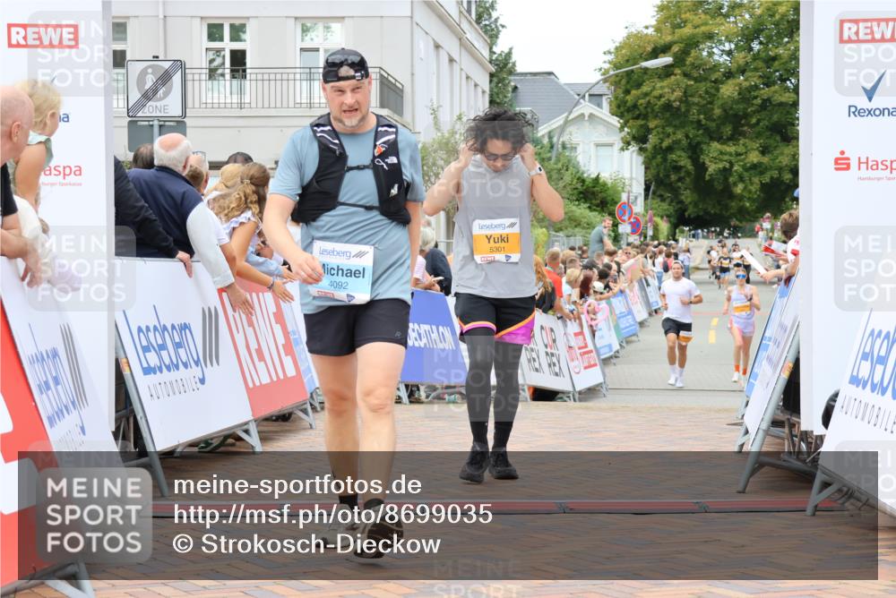 31.08.2025 - 21. Blankeneser Heldenlauf Strokosch-Dieckow http://msf.ph/oto/8699035 31.08.2025 12:46:55 Ziel 5301, 4092 meine-sportfotos.de