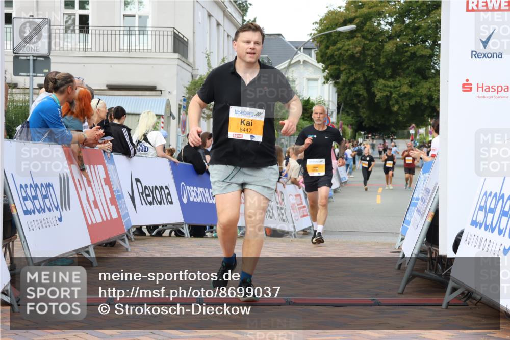 31.08.2025 - 21. Blankeneser Heldenlauf Strokosch-Dieckow http://msf.ph/oto/8699037 31.08.2025 12:59:01 Ziel 5782, 5447 meine-sportfotos.de