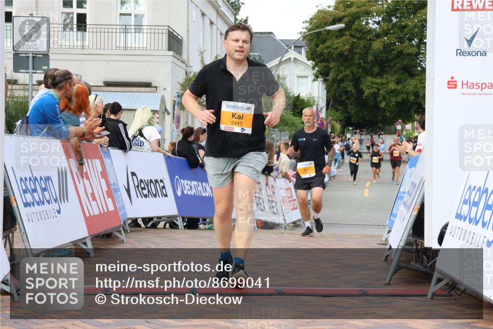 31.08.2025 - 21. Blankeneser Heldenlauf Strokosch-Dieckow http://msf.ph/oto/8699041 31.08.2025 12:59:01 Ziel 5782, 5447 meine-sportfotos.de