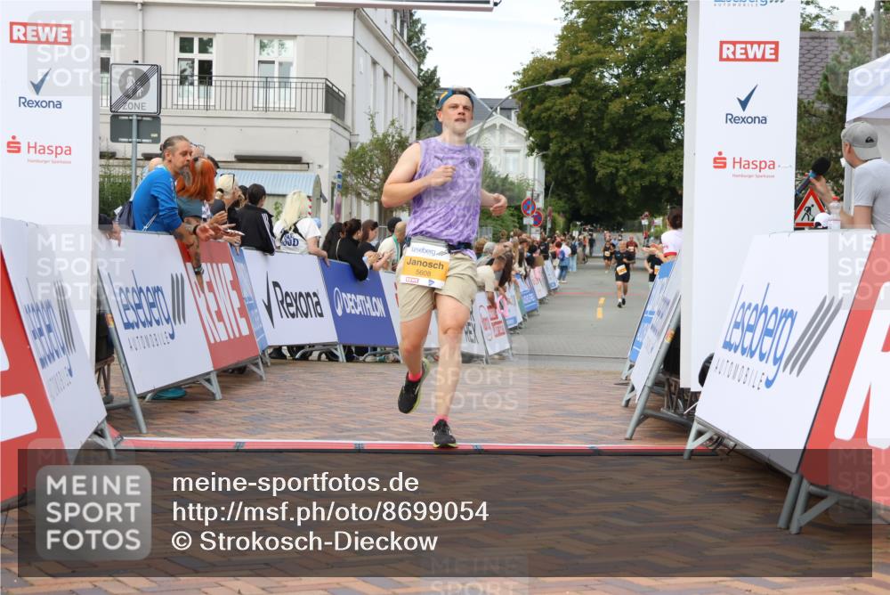 31.08.2025 - 21. Blankeneser Heldenlauf Strokosch-Dieckow http://msf.ph/oto/8699054 31.08.2025 12:58:50 Ziel 5608 meine-sportfotos.de