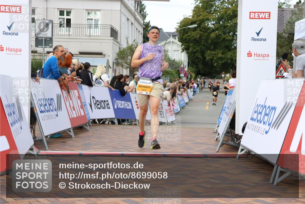 31.08.2025 - 21. Blankeneser Heldenlauf Strokosch-Dieckow http://msf.ph/oto/8699058 31.08.2025 12:58:49 Ziel 5608 meine-sportfotos.de