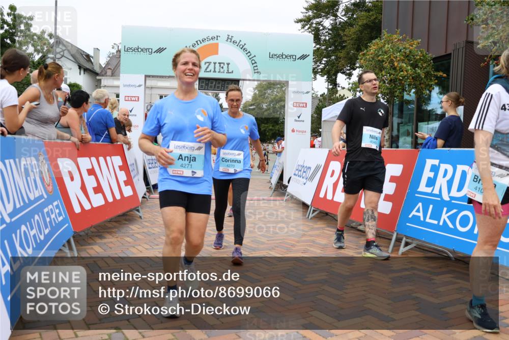 31.08.2025 - 21. Blankeneser Heldenlauf Strokosch-Dieckow http://msf.ph/oto/8699066 31.08.2025 12:46:28 Ziel 5105, 5313, 4270, 4271, 4040, 4108 meine-sportfotos.de