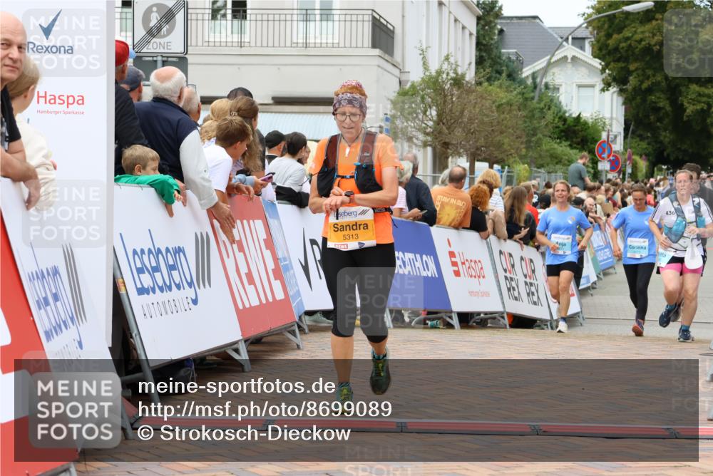 31.08.2025 - 21. Blankeneser Heldenlauf Strokosch-Dieckow http://msf.ph/oto/8699089 31.08.2025 12:46:20 Ziel 5839, 5313, 4040, 4108 meine-sportfotos.de