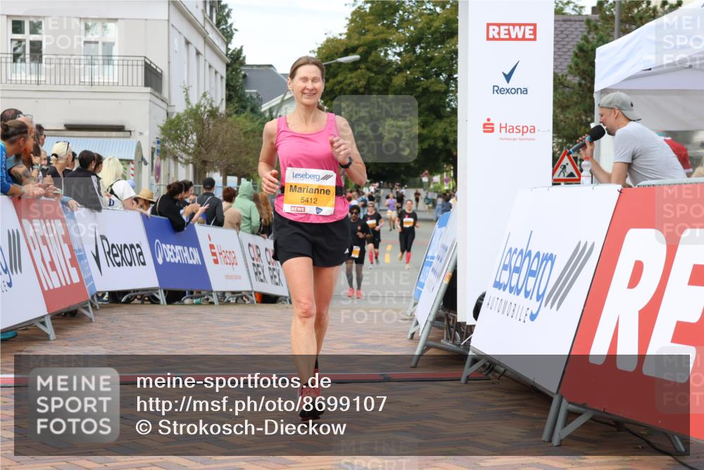 31.08.2025 - 21. Blankeneser Heldenlauf Strokosch-Dieckow http://msf.ph/oto/8699107 31.08.2025 12:58:29 Ziel 5412 meine-sportfotos.de