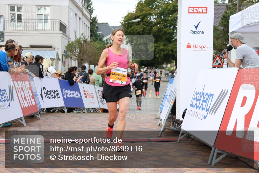 31.08.2025 - 21. Blankeneser Heldenlauf Strokosch-Dieckow http://msf.ph/oto/8699116 31.08.2025 12:58:29 Ziel 5412 meine-sportfotos.de
