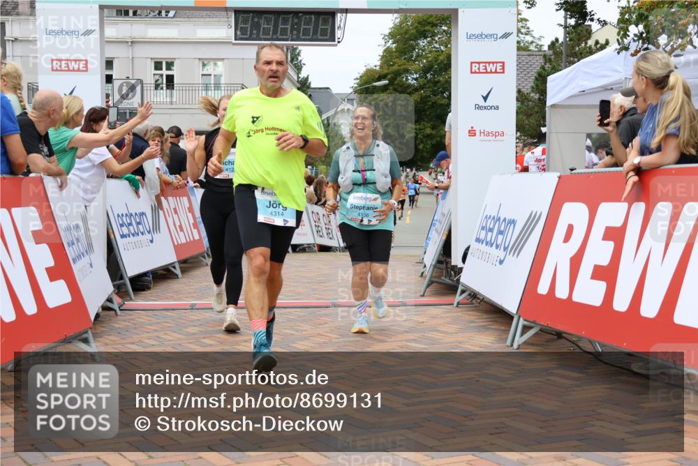 31.08.2025 - 21. Blankeneser Heldenlauf Strokosch-Dieckow http://msf.ph/oto/8699131 31.08.2025 12:46:08 Ziel 5119, 5644, 5333, 4314, 4156, 4125 meine-sportfotos.de