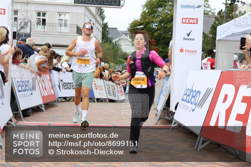 31.08.2025 - 21. Blankeneser Heldenlauf Strokosch-Dieckow http://msf.ph/oto/8699151 31.08.2025 12:46:00 Ziel 5119, 5333 meine-sportfotos.de
