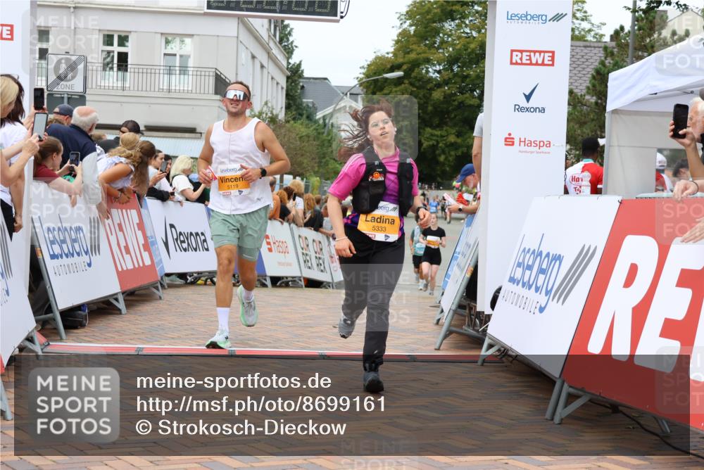 31.08.2025 - 21. Blankeneser Heldenlauf Strokosch-Dieckow http://msf.ph/oto/8699161 31.08.2025 12:46:00 Ziel 5119, 5333 meine-sportfotos.de